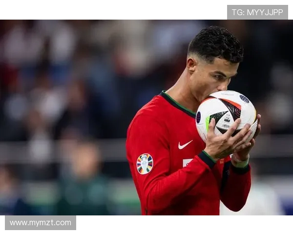 C罗加盟利雅得胜利后俱乐部INS粉丝激增2660万引发热议